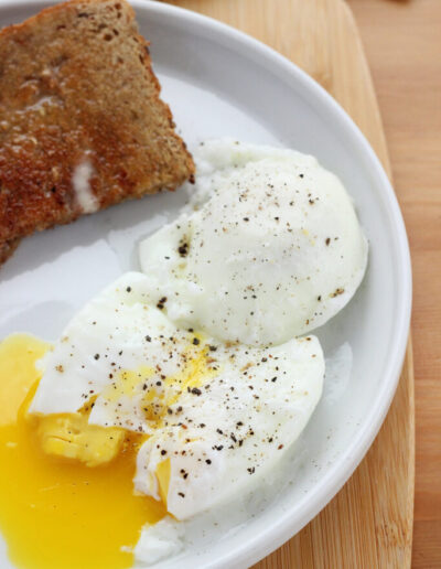 Microwaved Poached Eggs 9 683x1024 1